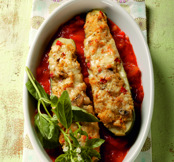 Zucchini-Schiffchen mit Bulgur-Gemüsefüllung, vegetarisch – Seubert ...
